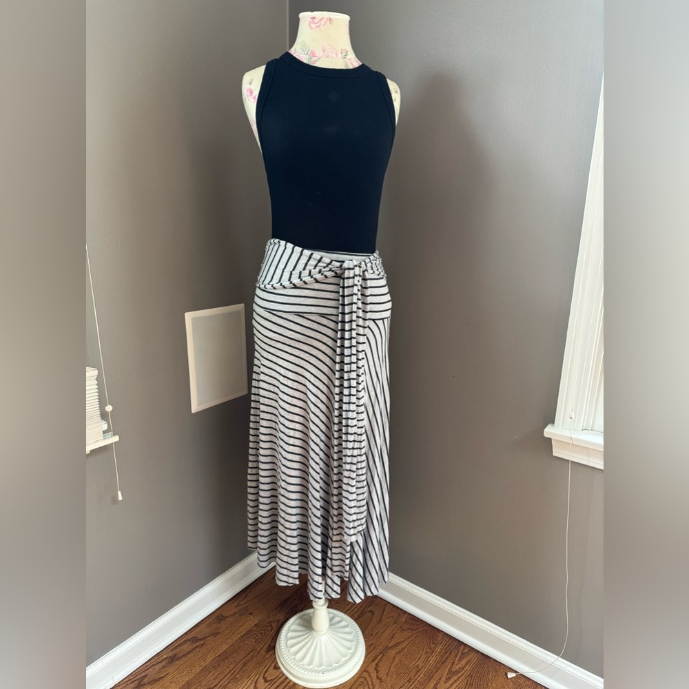 Elan Multi Style Pinstripe Skirt